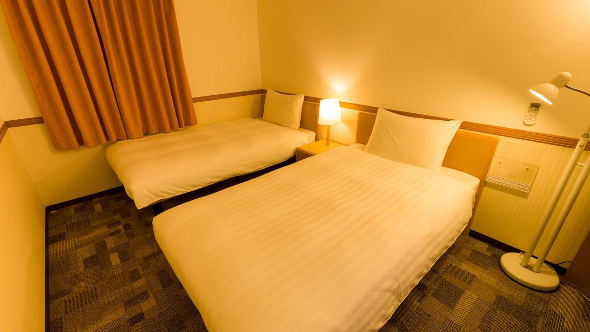 Toyoko Inn Sasebo Ekimae Room photo